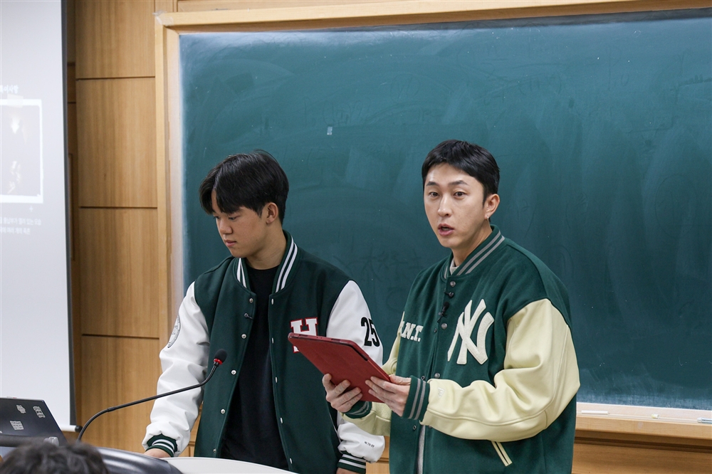 그림입니다.  원본 그림의 이름: CLP0000085c0004.bmp  원본 그림의 크기: 가로 2048pixel, 세로 1366pixel