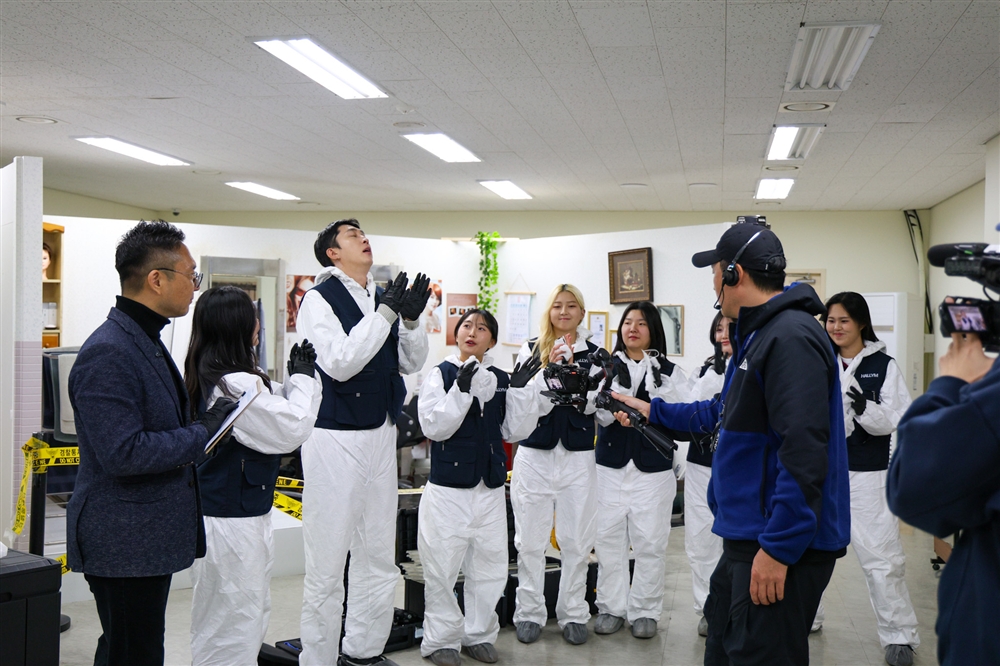 그림입니다.  원본 그림의 이름: CLP0000085c0afb.bmp  원본 그림의 크기: 가로 2048pixel, 세로 1365pixel