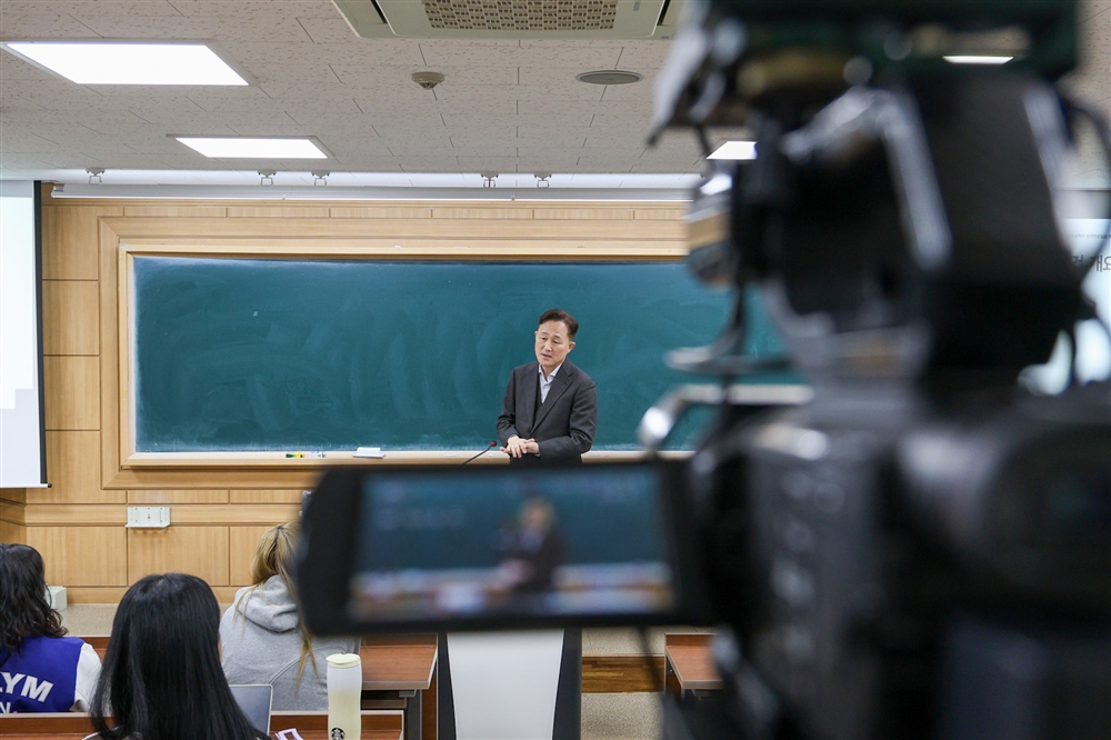 그림입니다.  원본 그림의 이름: CLP0000085c0003.bmp  원본 그림의 크기: 가로 2048pixel, 세로 1366pixel