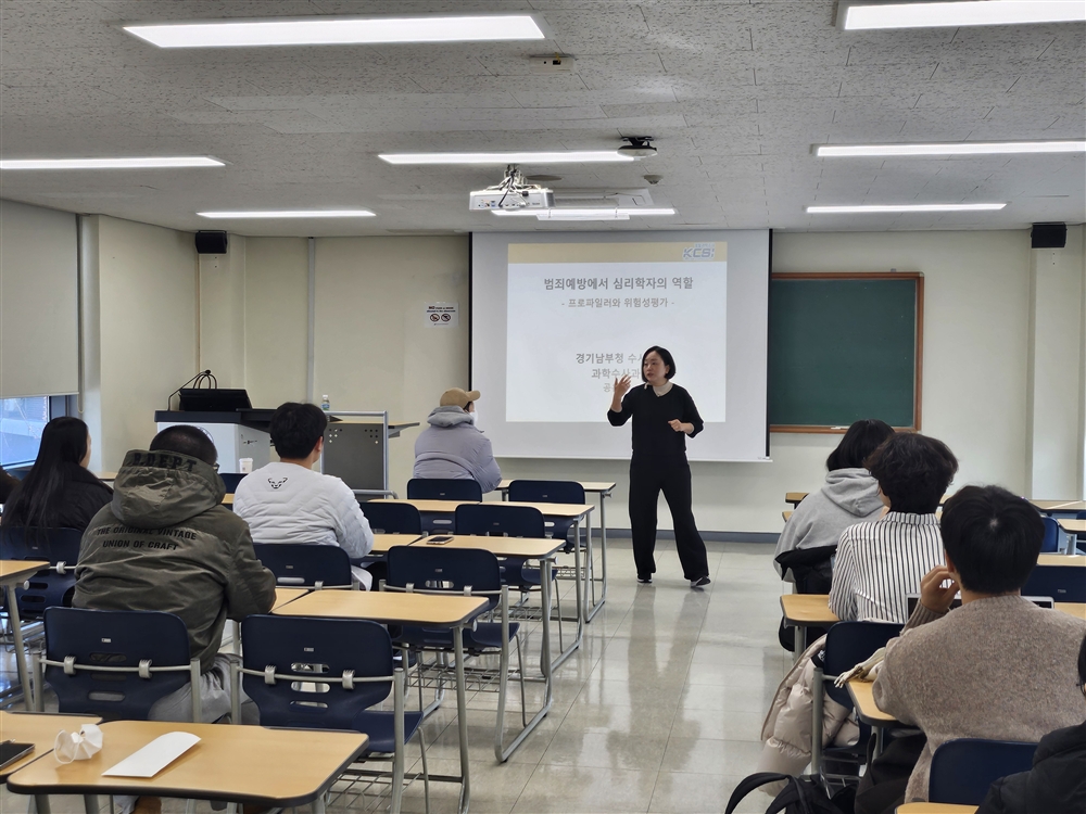 그림입니다.  원본 그림의 이름: CLP0000085c000a.bmp  원본 그림의 크기: 가로 4000pixel, 세로 3000pixel