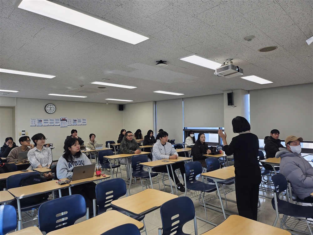 그림입니다.  원본 그림의 이름: CLP0000085c000b.bmp  원본 그림의 크기: 가로 4000pixel, 세로 3000pixel